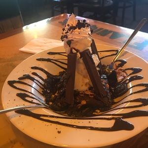 Meet your Posher, Claudio